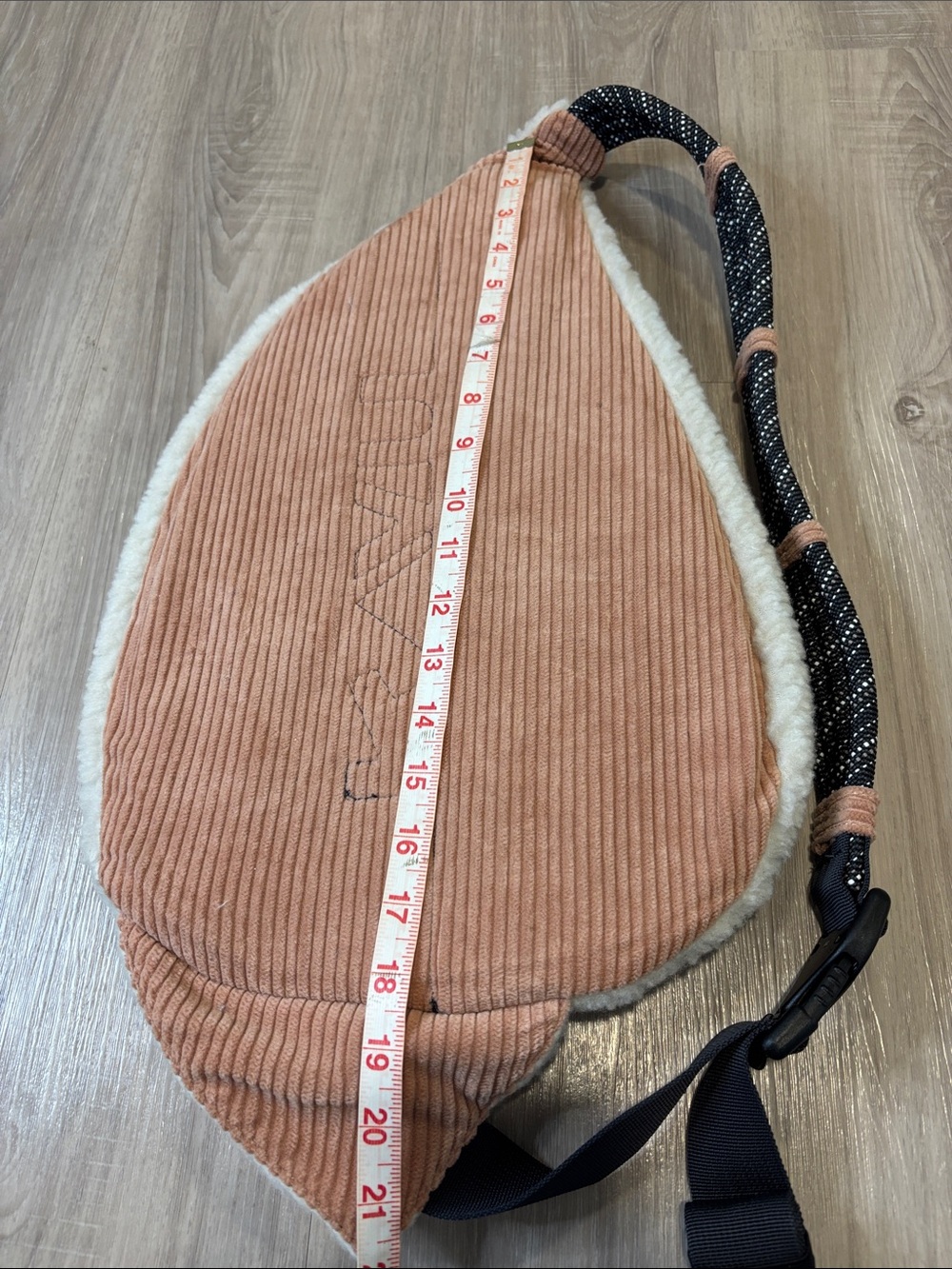 KAVU Rope Snug Sling Bag - Picture 16 of 16